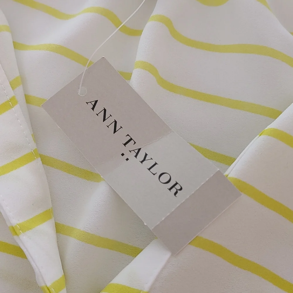 ANN TAYLOR Stripped Tank Top With Pockets - Picture 12 of 13